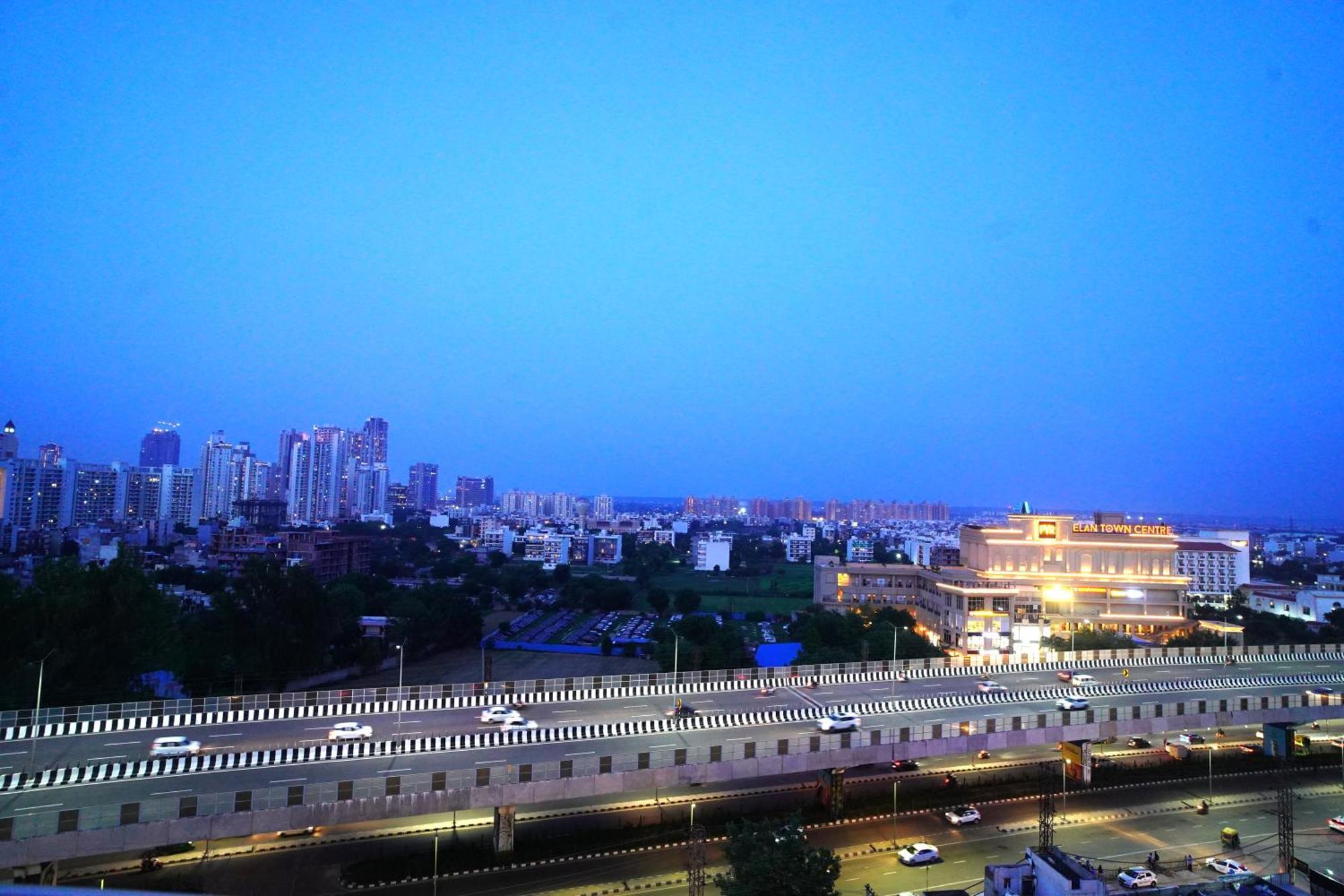 Hotel Sakura Gold คูร์เคาน์ ภายนอก รูปภาพ