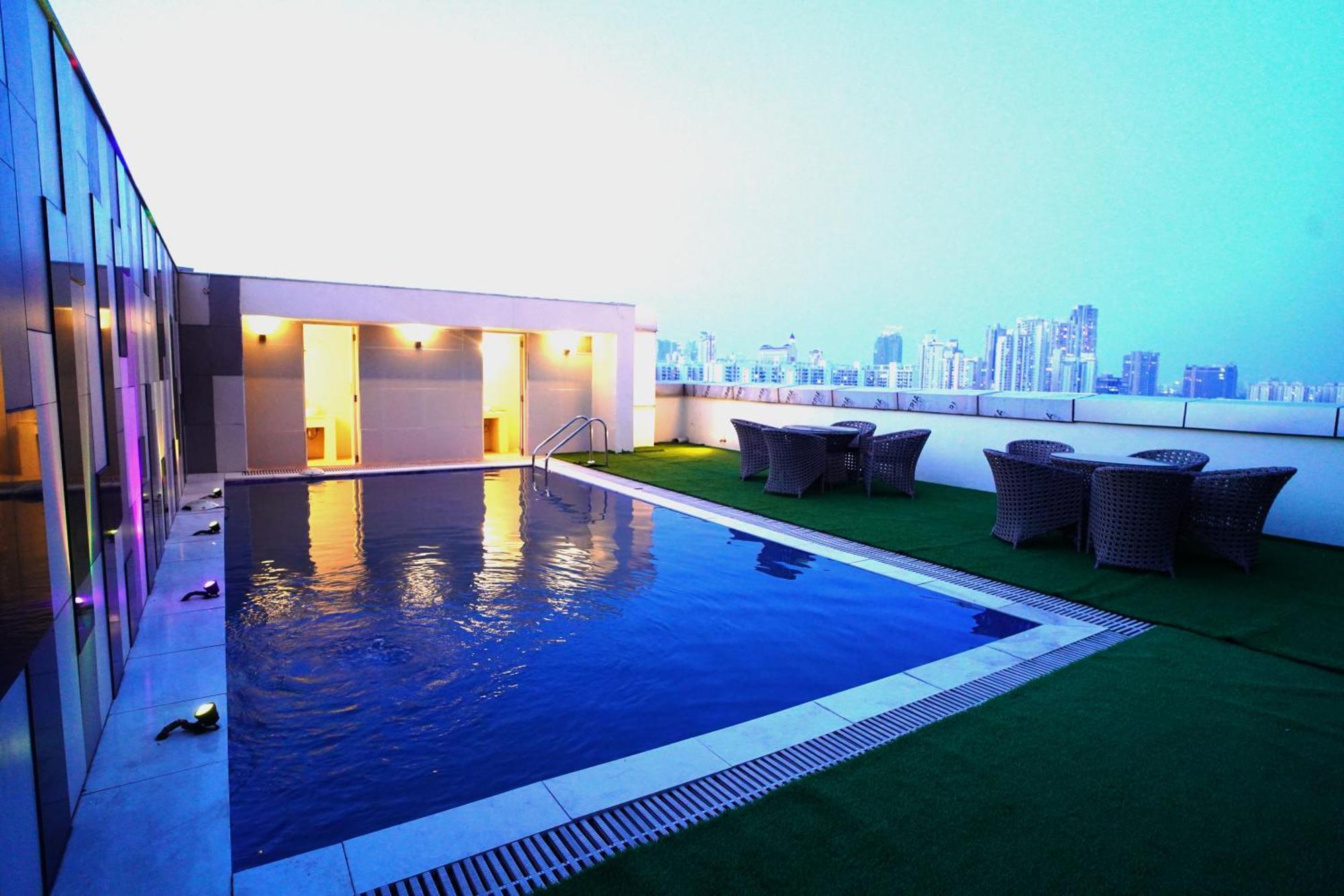 Hotel Sakura Gold คูร์เคาน์ ภายนอก รูปภาพ