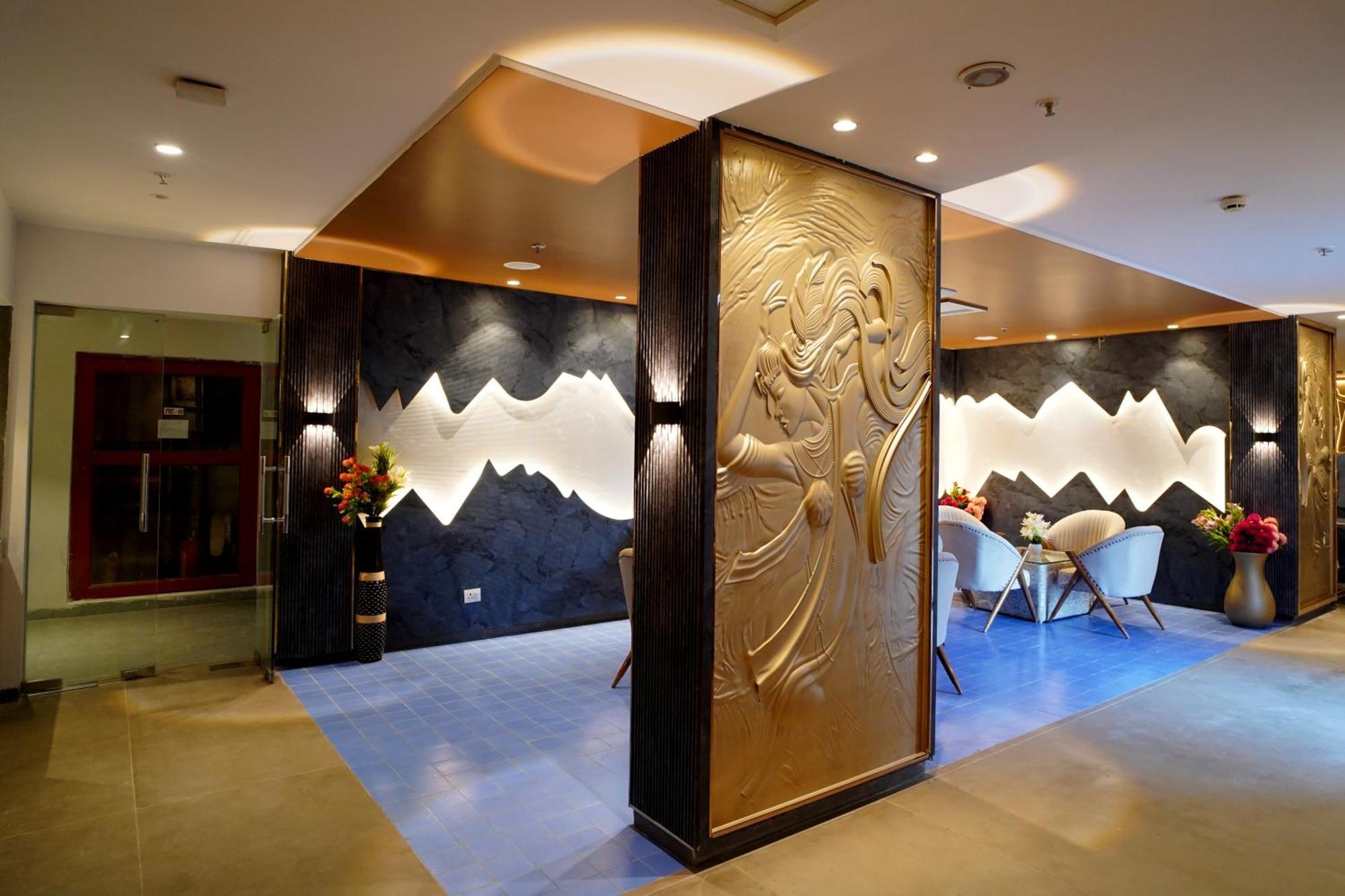 Hotel Sakura Gold คูร์เคาน์ ภายนอก รูปภาพ