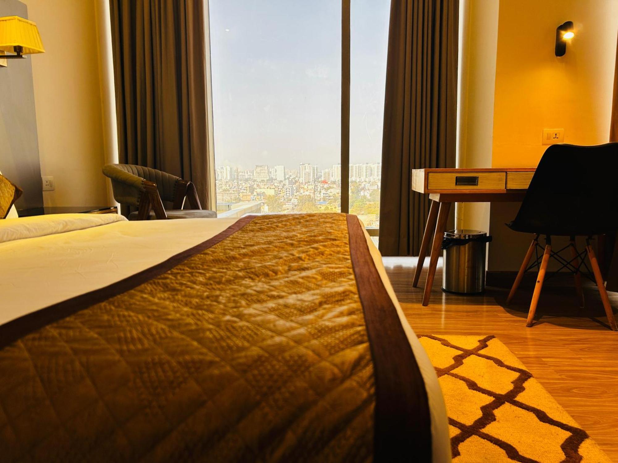 Hotel Sakura Gold คูร์เคาน์ ภายนอก รูปภาพ
